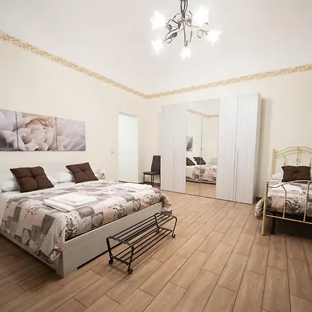 Le Vie Del Centro Bed & Breakfast Catania